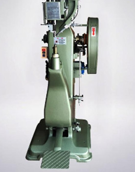 如何選擇徑向鉚接機生產廠家?