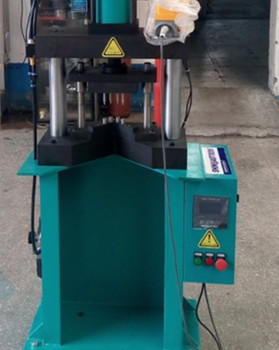 國內有哪些鉚接機生產制造商？