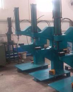 寧波買一臺鉚接機需要多少錢?