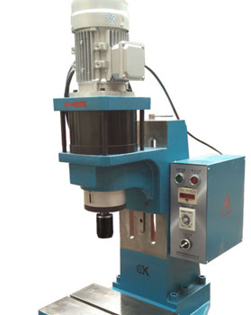 鉚接機(jī)鉚接前鉚釘?shù)臒崽幚?/></p><p>　　鉚接機(jī)是比較常見的機(jī)械設(shè)備，它可以實(shí)現(xiàn)多種鉚接工藝，很多鉚接恭喜需要鉚釘來輔助，在正式鉚接之前，有些鉚接工藝是不需要鉚釘進(jìn)行預(yù)先熱處理，直接就可以用來鉚接，但是有些工藝需要在鉚接之前進(jìn)行熱處理。</p><p>　　目前，大部分的鉚接工藝是不需要進(jìn)行熱處理的。如果需要進(jìn)行熱處理，有哪些熱處理的方法呢?今天我們來介紹一下兩種熱處理的處理方式。</p><p>　<strong>　1.鉚釘?shù)能浕療崽幚?/strong></p><p>　　鉚釘材料為碳鋼或者低碳鋼、中碳鋼、合金結(jié)構(gòu)鋼，在鉚接之前需要做軟化熱處理，具體的方式就是使用高溫回火或者退火的方式來達(dá)到軟化的目的。</p><p>　　不過有些低合金但是強(qiáng)度比較高的鋼材，使用完全退火并沒有很好的軟化效果，則需要采用等溫球化退火，像馬氏體時(shí)效鋼在進(jìn)行軟化處理的時(shí)候需要進(jìn)行固溶處理。在進(jìn)行軟化處理之后，需要進(jìn)行全面切削加工坯料，</p><p>　　<strong>2.坯料的預(yù)強(qiáng)化熱處理</strong></p><p>　　也有一些工件在鉚接的時(shí)候，因?yàn)殂T釘淬火后出現(xiàn)變形，或者因?yàn)樵O(shè)備本身?xiàng)l件有限，不方便進(jìn)行強(qiáng)化處理，這個(gè)時(shí)候就需要對坯料的預(yù)強(qiáng)化熱處理。鉚釘在進(jìn)行預(yù)強(qiáng)化熱處理的之前，需要確保材料能夠旋壓成形。通常使用調(diào)質(zhì)或正火的方法。</p><p>　　總而言之，鉚接機(jī)鉚接前鉚釘?shù)臒崽幚矸椒ㄖ饕袃煞N，一種是鉚釘?shù)能浕療崽幚恚€有一種是坯料的預(yù)強(qiáng)化熱處理，你學(xué)會了嗎?</p></div>
      <div   id=