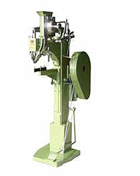 液壓鉚接機(jī)的液壓系統(tǒng)有幾種回路？