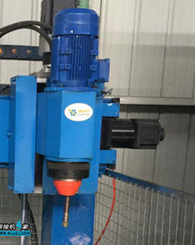 制作鉚接機(jī)鉚頭需要注意哪些要點？