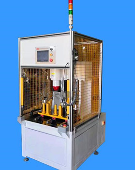 鉚接機定制時需要注意哪些？這幾個方面需留意！