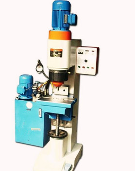 徑向鉚接機(jī)選購時(shí)注意這三點(diǎn)，讓你選到滿意的設(shè)備！